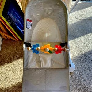 Baby Bjorn baby bouncer